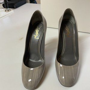 YVE SAINT LAURENT  NICOLE 105 PUMP size 38.5